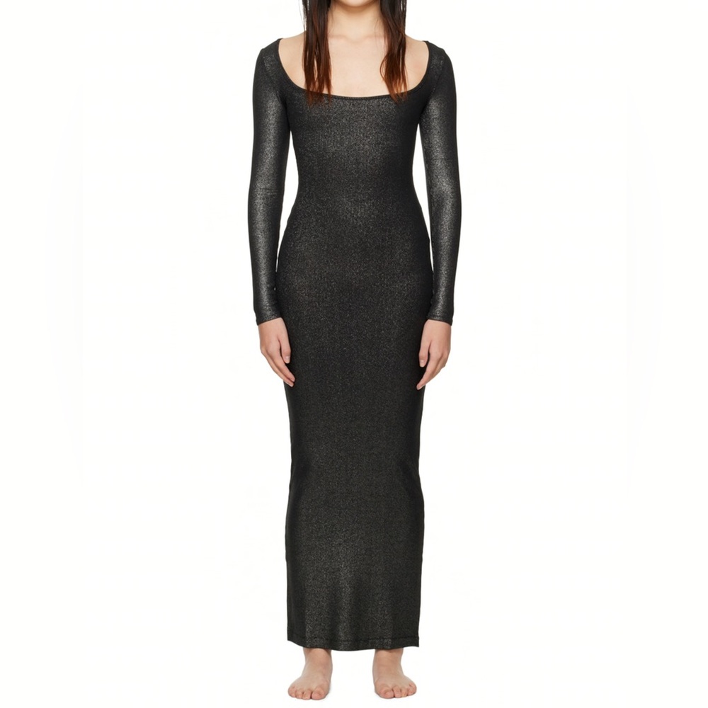 SKIMS
Black Soft Lounge Shimmer Long Sleeve Maxi Dress